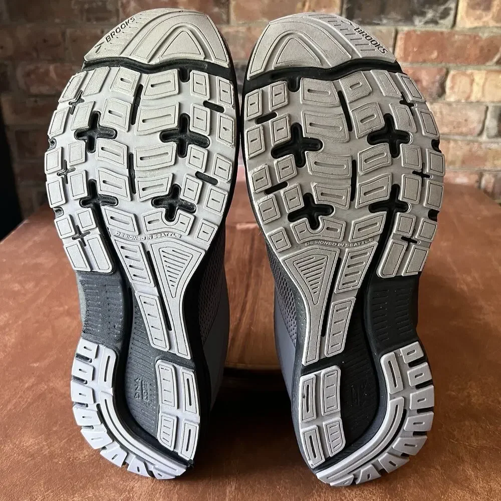 Brooks Trace 4 Mens Size 14 Gray Black Athletic Running Walking Shoes Sneakers